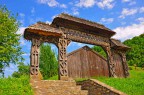 Maramures, Wood-carved gates